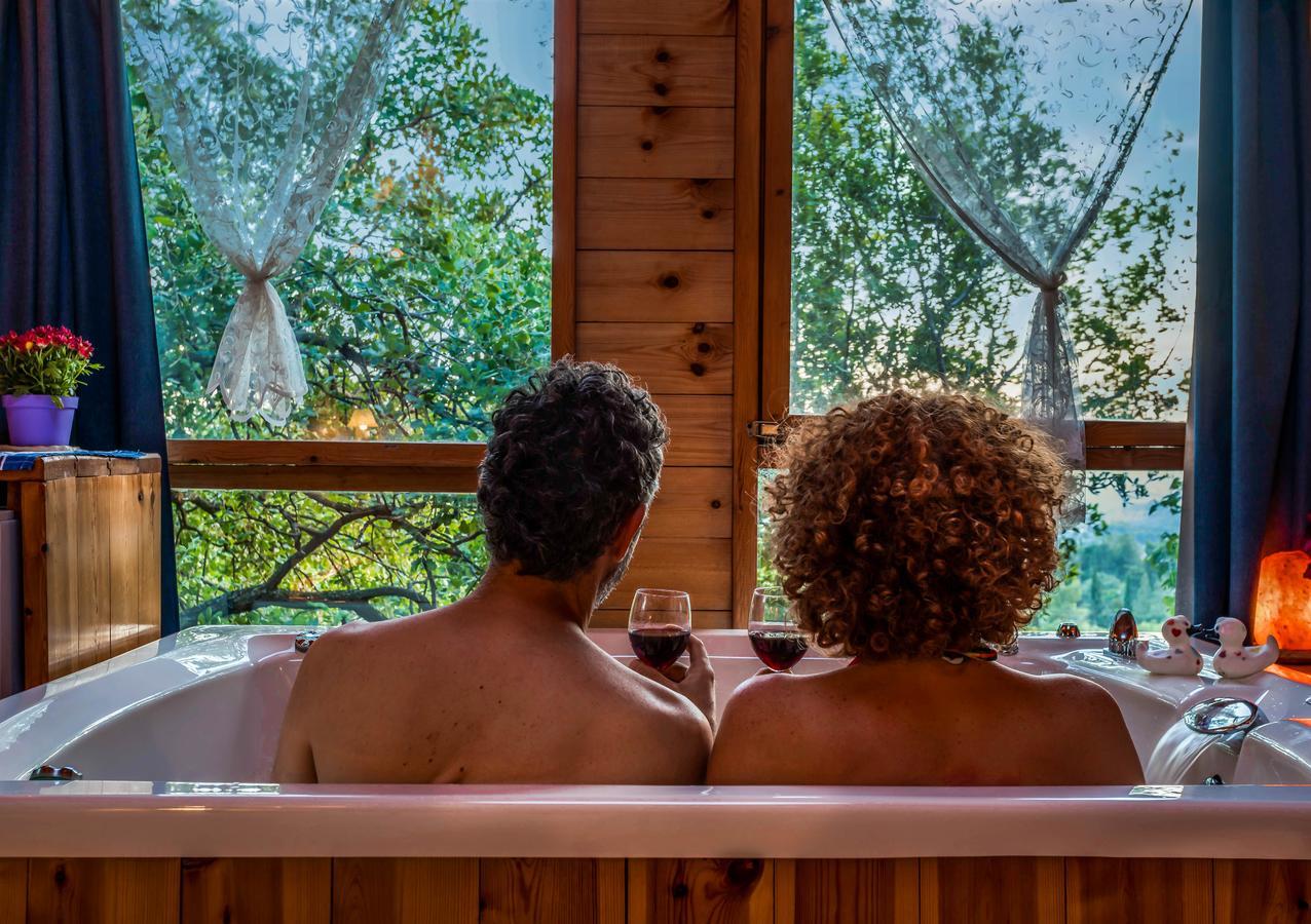 树林中的Spa - 阿米灵住宿加早餐旅馆 埃米瑞姆 外观 照片